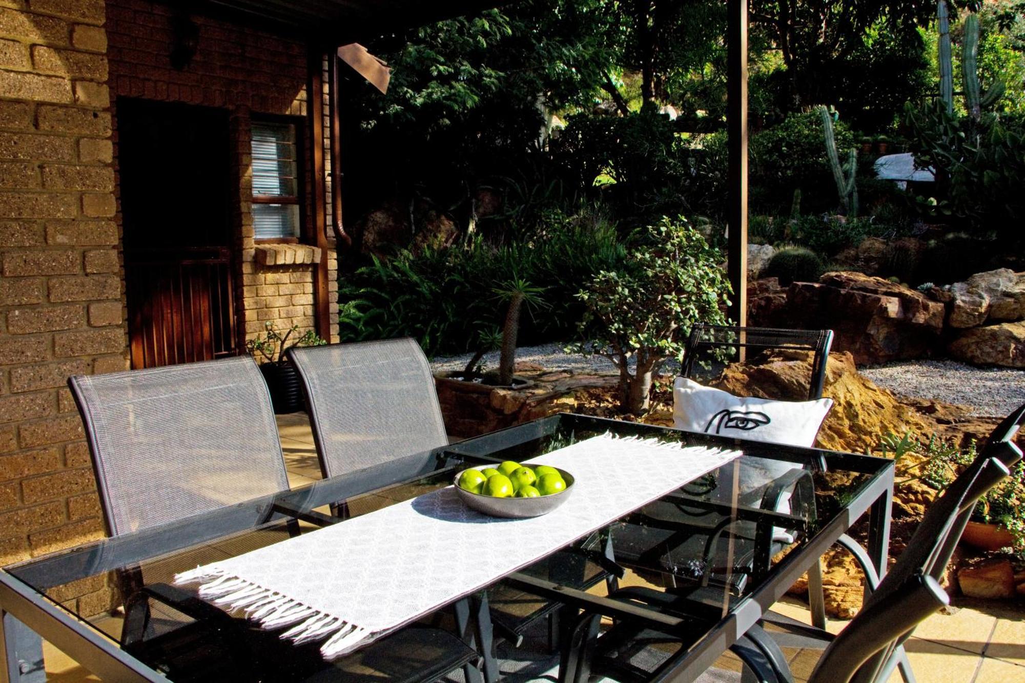 Cosy Connect Guesthouse Krugersdorp Exterior photo